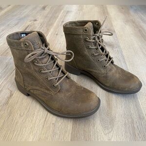 Kodiak all weather boots size 7